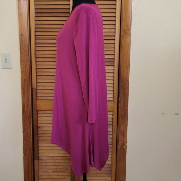 NWT Sharkbite Hem Tunic Blouse Size Large (NY&CO) - Picture 6 of 9